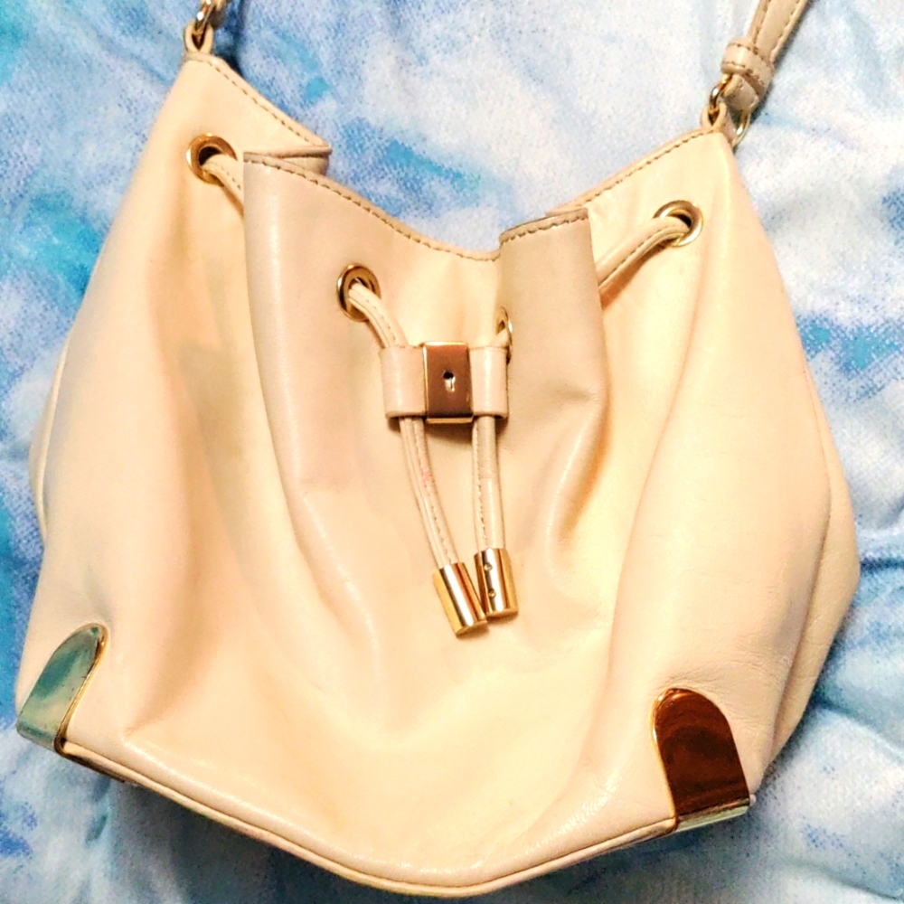 Vince Camuto small bucket crossbody